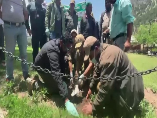 Indian Army launches mega cleanliness, plantation drive in J-Ks Gurez to create plastic-free zone
