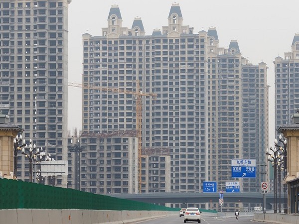 Chinas real estate mess put global economy on crutches