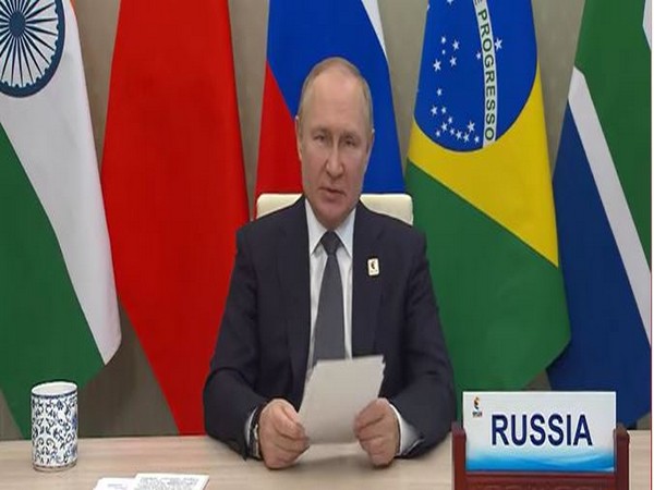 Putin calls on BRICS leaders to cooperate in face of Wests selfish actions