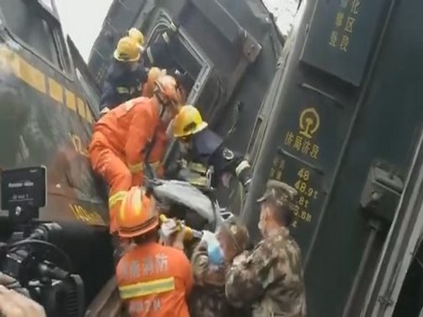 Driver killed, several injured as bullet train derails in Chinas Guizhou province
