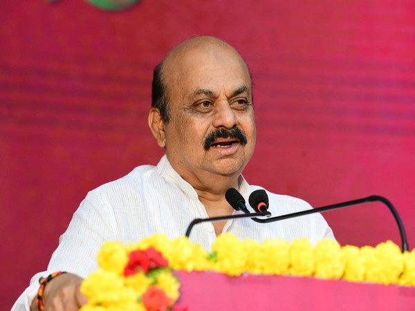 Ktaka CM calls upon engineering students to emerge as pioneer in utilising new R&amp;D policy