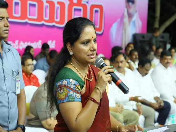 K Kavitha accuses Centre of selling PSUs, implementing anti-labourer laws