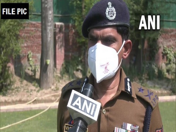 3 soldiers injured in blast at J-Ks Shopian, say police