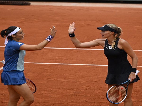 Garcia-Mladenovic defeat Gauff-Pegula to clinch French Open womens double title