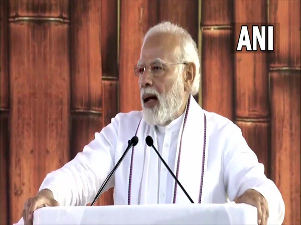 PM Modi urges youth undertaking start-ups to develop things to empower divyangs