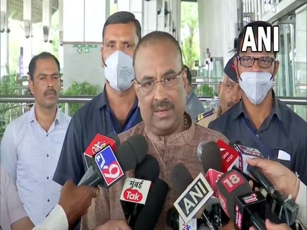 Waiting for MVA to declare they dont have numbers: BJPs Sudhir Mungantiwar