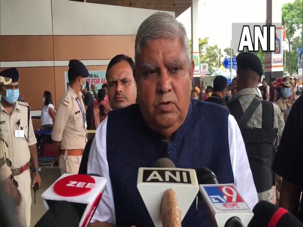 WB Governor condoles KKs death, blames organisers for mismanagement at concert