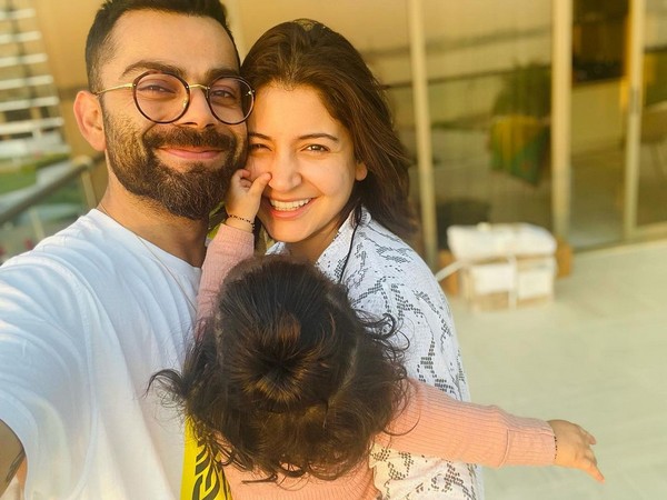 Anushka Sharma drops cutie comment on hubby Virats picture