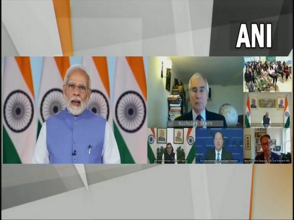 Distinguished thinkers, policymakers praise India, PM Modis efforts toward environment protection