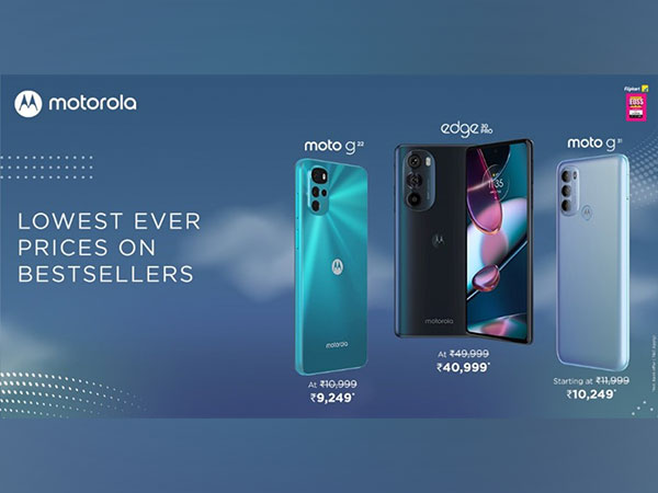 Lowest ever prices on bestselling Motorola Phones exclusively during the Flipkart End of Season Sale from 11th - 17th June