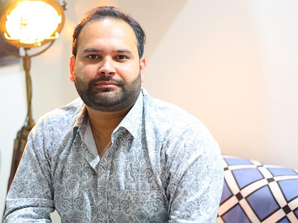 Ambuj Yadav, owner of The Readers cafe Private Ltd to set up five restaurants by 2023