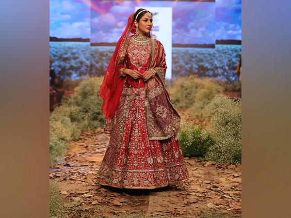 Shehnaaz Gill makes ramp debut, dances to Sidhu Moose Walas song