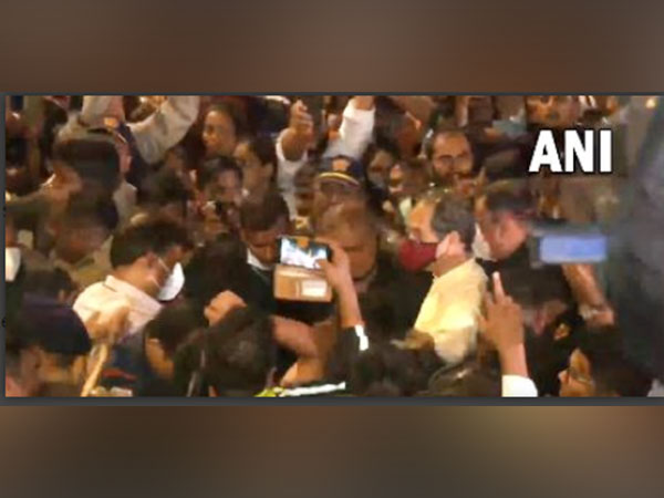 Maharashtra CM greets hundreds of Sena supporters on reaching Matoshree