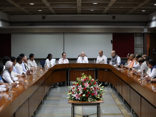 Presidents only ideology is Constitution of India: PM Modi tells NDA allies, parties supporting Murmus candidature