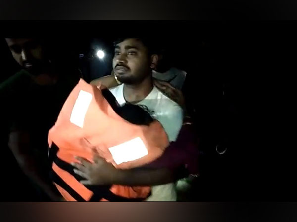 Two children missing after boat capsizes in Assams Hojai