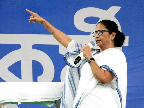 Centre wants to give jobs to BJP workers: Mamata on Agnipath Scheme