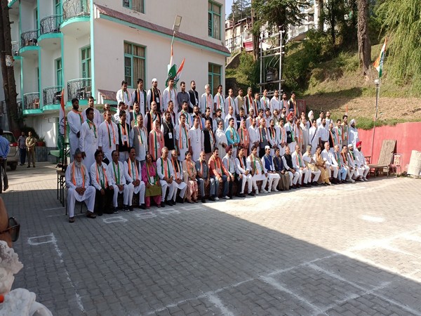 J-K Cong expresses full faith in Sonia Gandhis leadership, but says Rahul Gandhi should be party chief