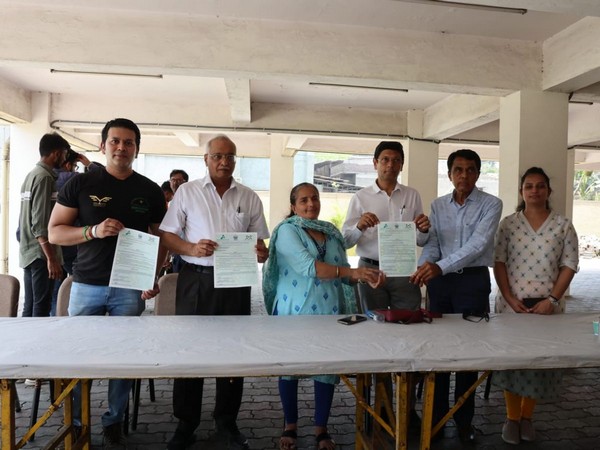 An MOU signed to create a Miyawaki forest at Pandesara as a part of the Satyagraha Against Pollution movement