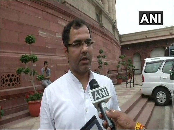 Wont allow Kejriwal to enter west Delhi till clean water provided: BJP MP Parvesh Sahib Singh