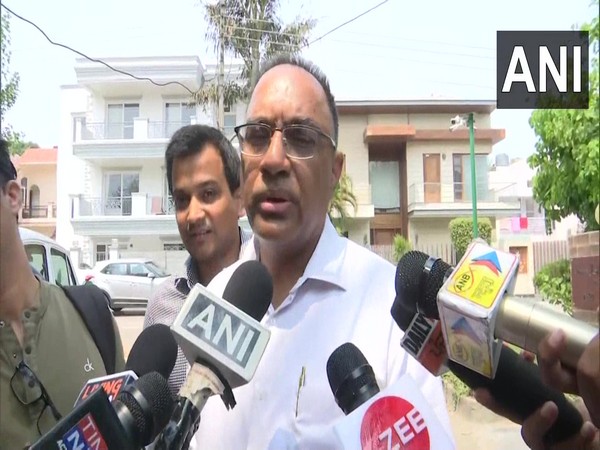 Arrested IAS Sanjay Poplis lawyer seeks police permission to allow bureaucrat to perform last rites of his son