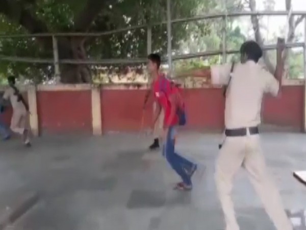 Anti-Agnipath protests: Police detain protestors at Bihars Hajipur railway station