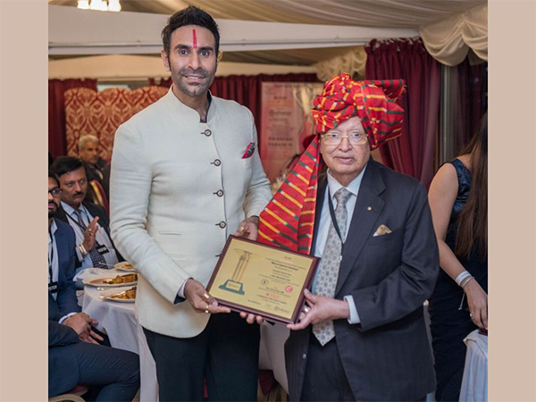 "Bharat Gaurav Samman" for Sandip Soparrkar at House of Lords, London