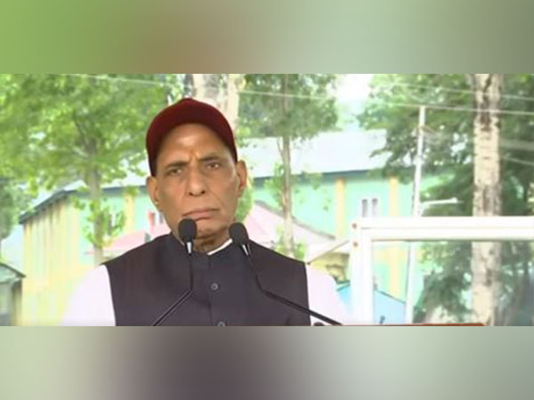 J-K: Rajnath Singh calls BSF fencing wire of the country