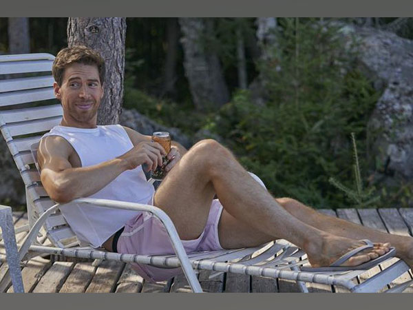 The Lake, new Amazon series, features Schitts Creek reunion