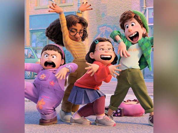 Manga companion to Disneys Turning Red in the making