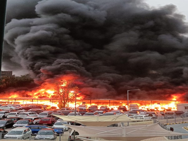 Fire at Delhis Jamia Nagar parking site, dozens of vehicles burnt to ashes
