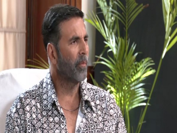 Akshay Kumar expresses shock over singer KKs death at 53