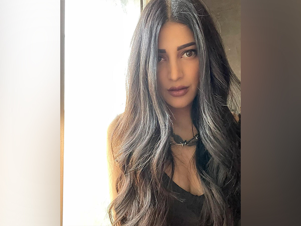 Shruti Haasan celebrates 13 years in the film industry, says Magical 13 years