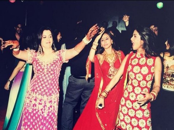 Farah Khan shares throwback pic of shaking a leg with Priyanka, Rani as drunk dulhan at sangeet night