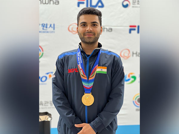 Arjun Babuta wins gold in Mens 10m Air Rifle at Changwon Shooting World Cup