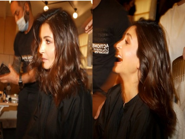 Anushka Sharma sets the "vibe" right in her latest picture