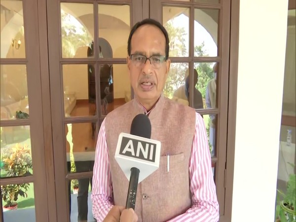 Shivraj Singh Chouhan slams Adhir Ranjans rashtrapatni remarks, says will never forgive Congress