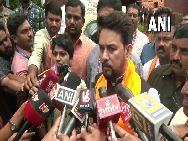 Anurag Thakur appreciates Telangana exhibition highlighting states formation