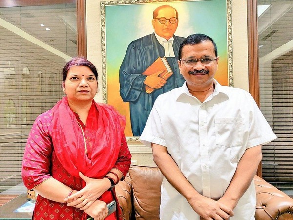 AAP marks entry into Madhya Pradesh with Rani Agrawals victory in Singrauli mayoral poll