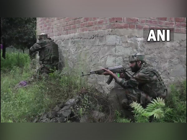 LeT terrorist killed in encounter with security forces in J-Ks Baramulla