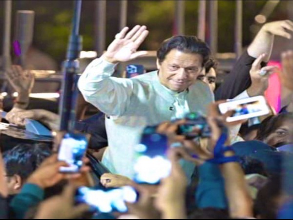 Imran Khan defends his former wife Bushra Bibi, says she isnt in politics