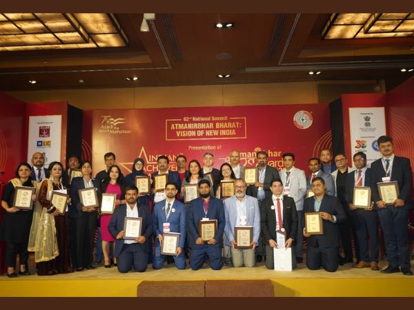 Indian Achievers Forum enkindled the spirit of Atmanirbhar Bharat Mission in its recent 62nd National Summit and Awards