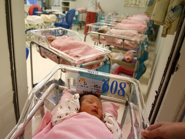 China offers women perks for having babies amid severe demographic crisis