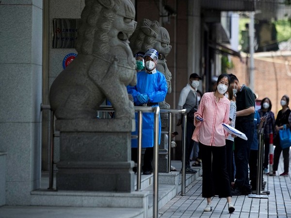 Depositors are panicking as Chinas small banks in trouble amid corruption allegations