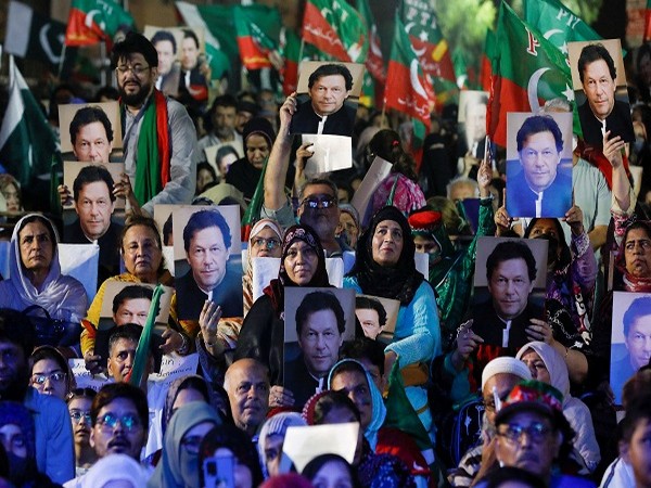 Imran Khans PTI wins Punjab bypolls amid political turmoil