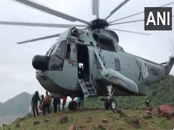 Indian Navy choppers continue relief operations in Andhras Eluru