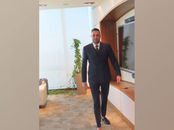 The disappearance of Google reader and Dr Yasam Ayavefes suggestions on alternatives