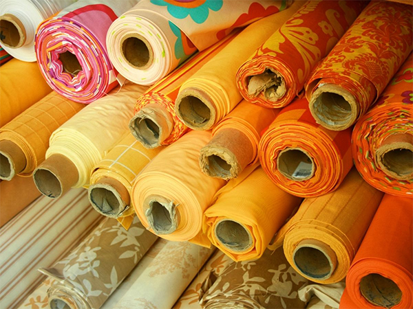 Domestic slump, US ban add to Chinas textile industrys woes