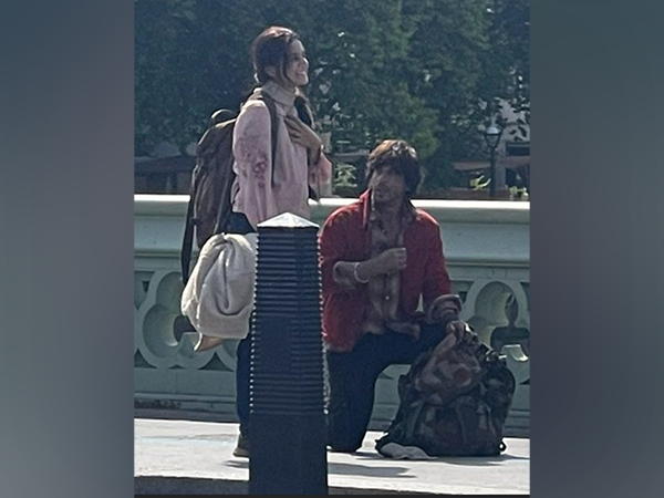 SRK and Taapsees photo from Dunki sets go viral