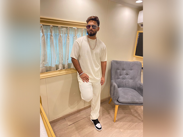 Rishabh Pant turns Munna Bhaiya of web series Mirzapur