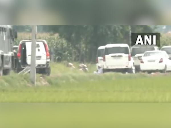 Encounter breaks out between Punjab cops, gangsters suspected in Sidhu Moose Walas death near Punjabs Amritsar